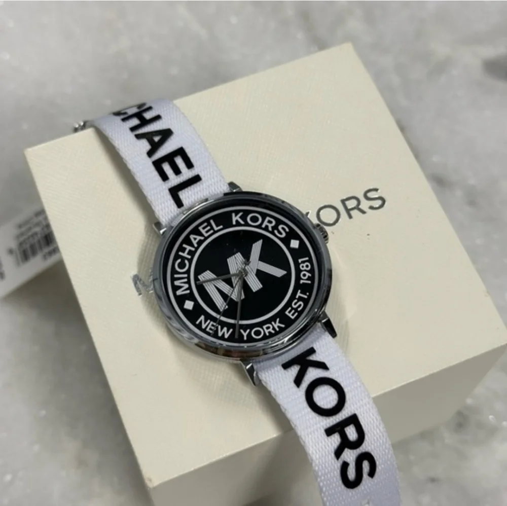 NWT Michael Kors Watch MK2863 - Picture 1 of 5